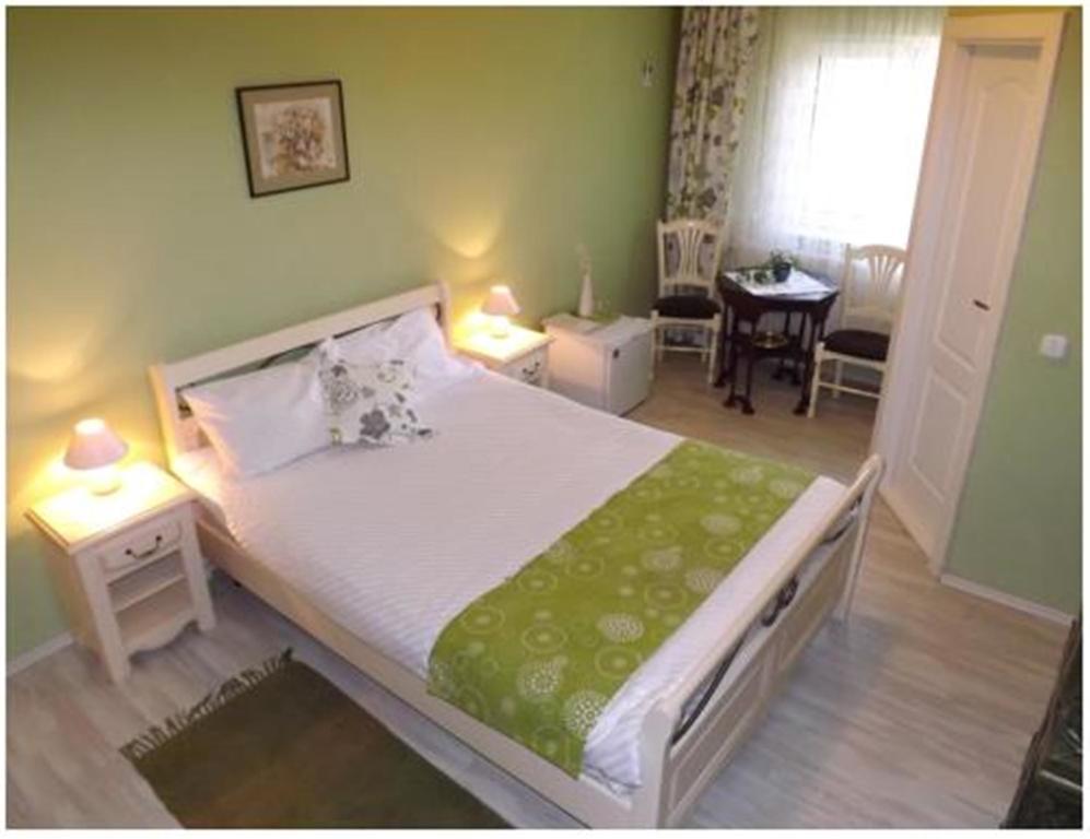 Pensiunea Pentru Tine Prietene Arcani Kamer foto