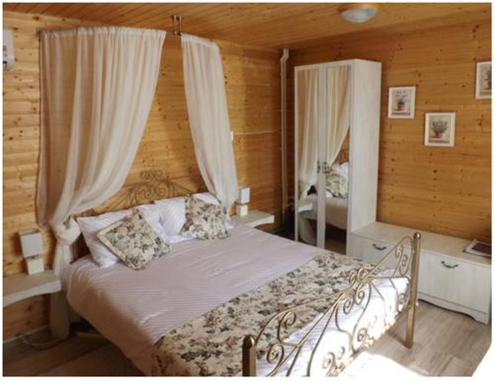 Pensiunea Pentru Tine Prietene Arcani Kamer foto